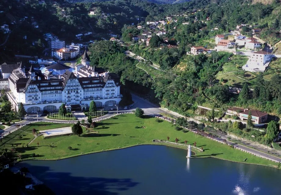 Ônibus para Petrópolis
