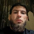 Али