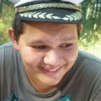 Артём