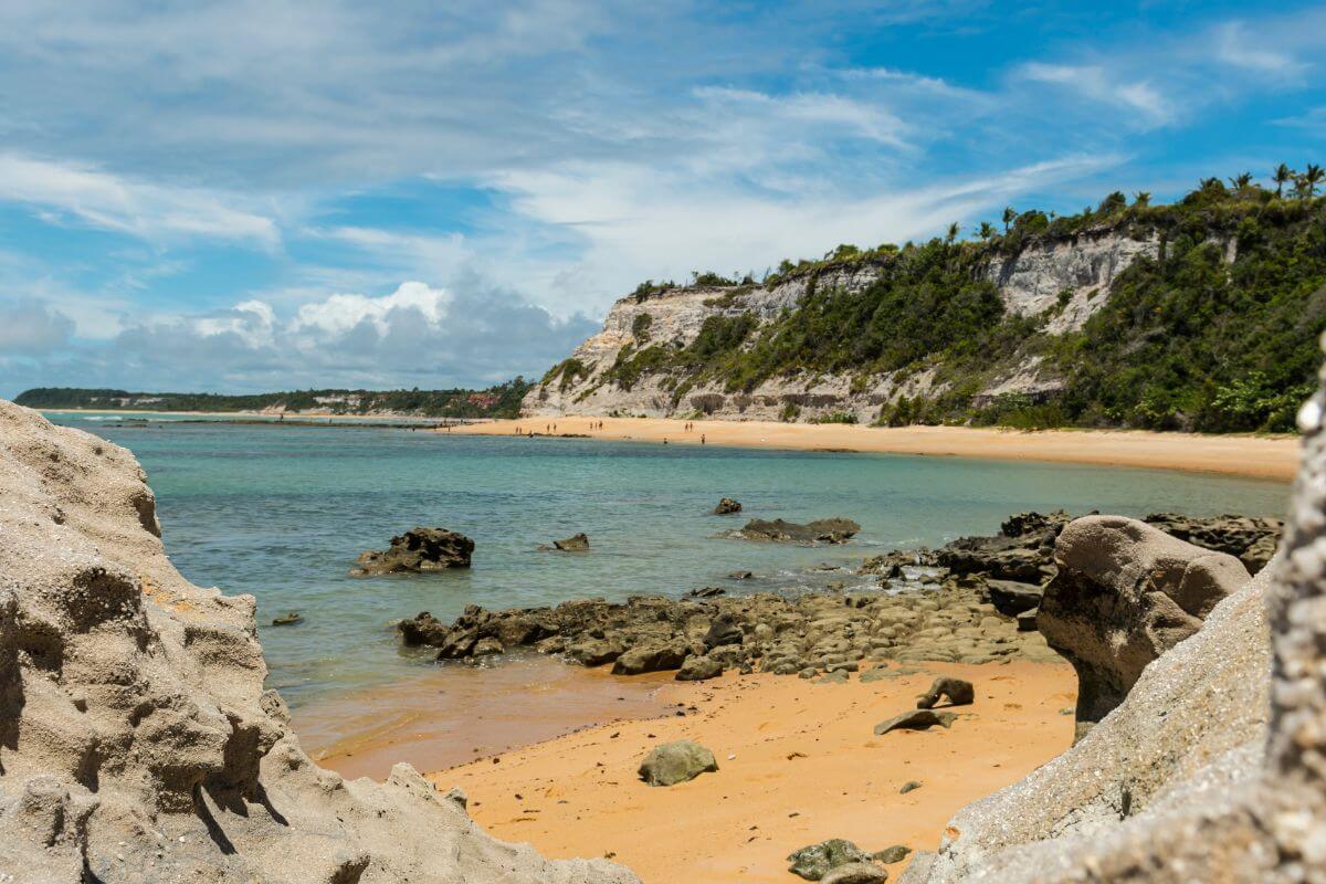 10 praias para você incluir no seu roteiro de viagem, Praia do Espelho, Bahia