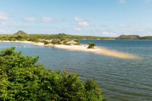 10 praias para você incluir no seu roteiro de viagem, Alter do Chão, Pará