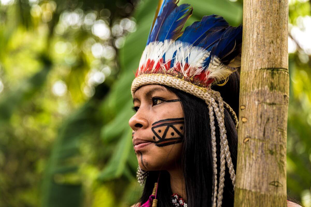 indigena tupi guarani em Manaus, AM