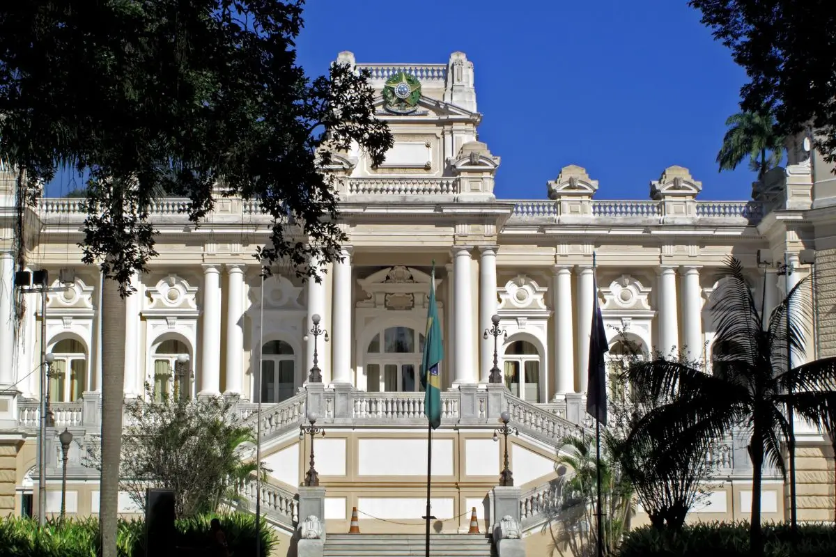 Passeio pelas 10 construções históricas no Rio de Janeiro: Descubra a história carioca