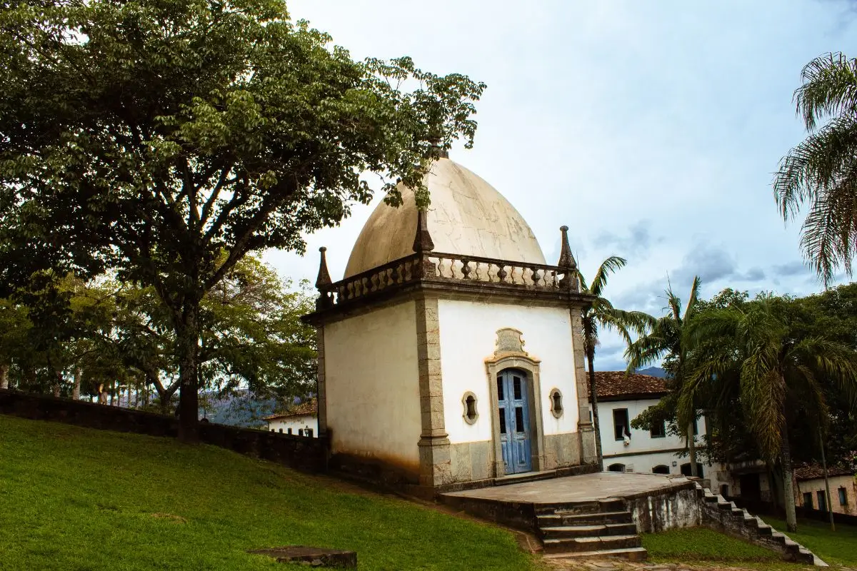 Descubra 10 cidades turísticas de Minas Gerais para visitar esse ano!