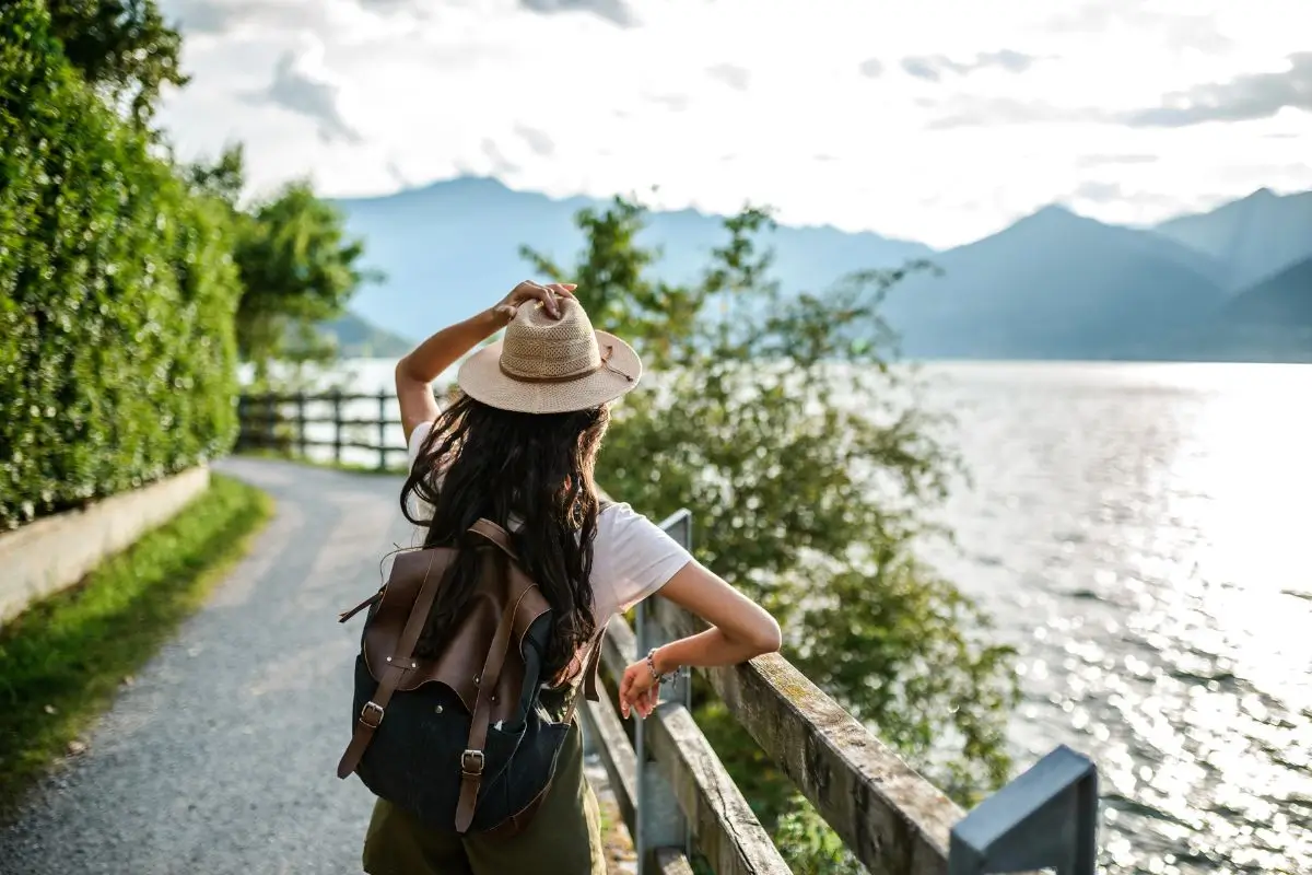 Como viajar sozinho? Guia para viajantes solo de primeira viagem