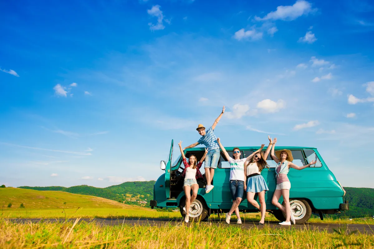 Como fazer amigos viajando