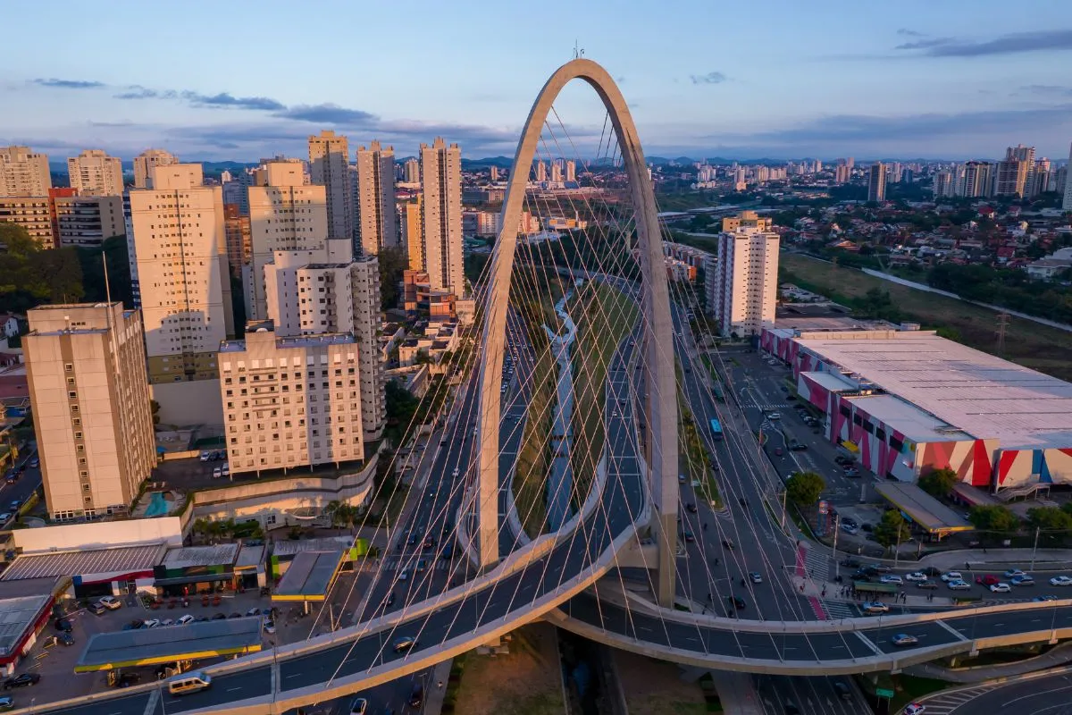 Ponte em São José dos Campos