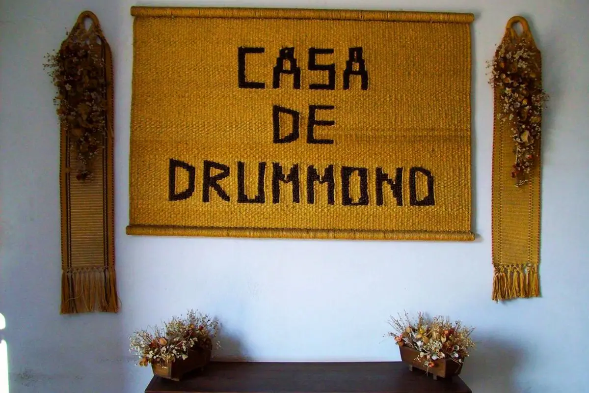 descubra O que fazer em Itabira: visite a casa de drummond e conheça a cidade de Carlos Drummond de Andrade