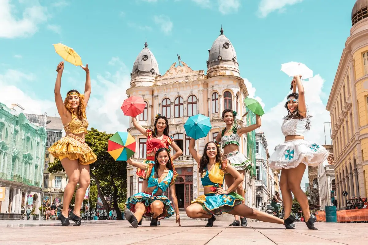 Descubra o Frevo: Ritmo, Dança e Patrimônio Pernambucano