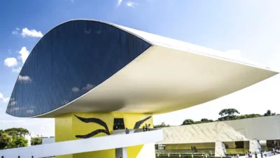 Conheça o Museu Oscar Niemeyer em Curitiba: O Maior Museu de Arte da América Latina