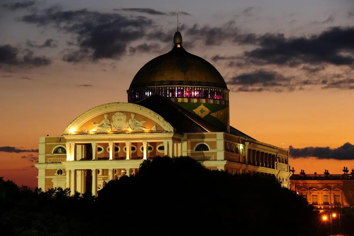 Teatro Amazonas: Explore o Patrimônio Cultural de Manaus