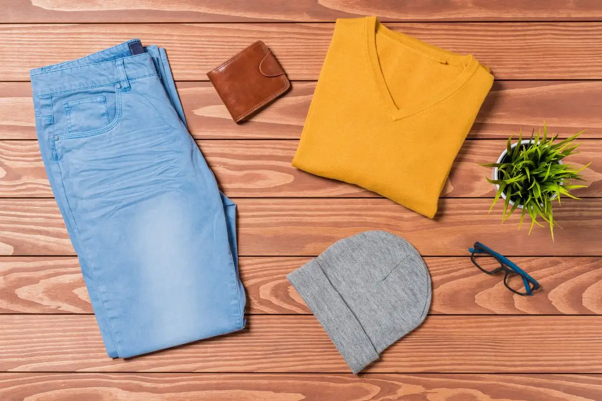 Ideias de look para viajar de ônibus masculino: Vista-se para viajar no seu estilo!