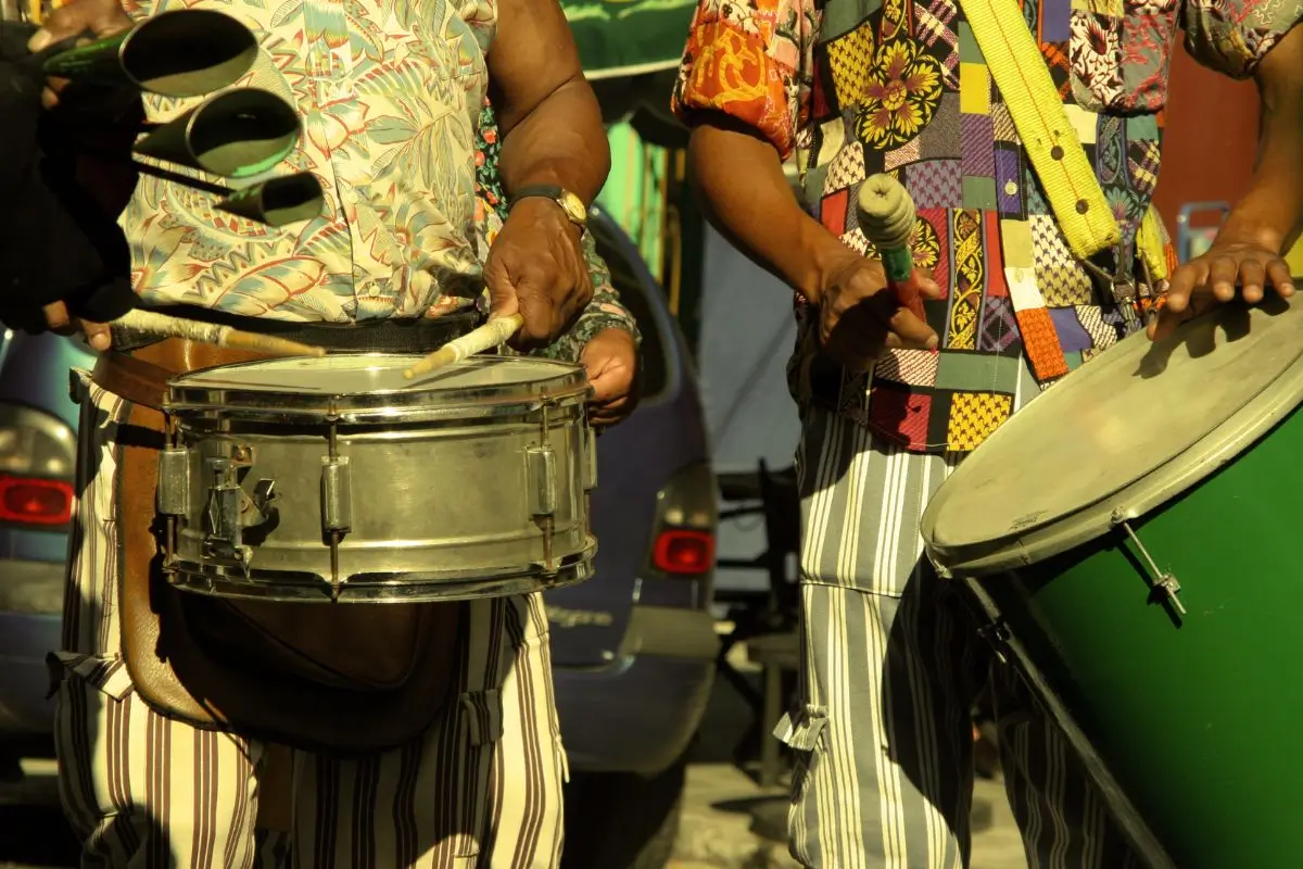 Tudo sobre o Samba Brasileiro: Ritmo e Alma do Brasil