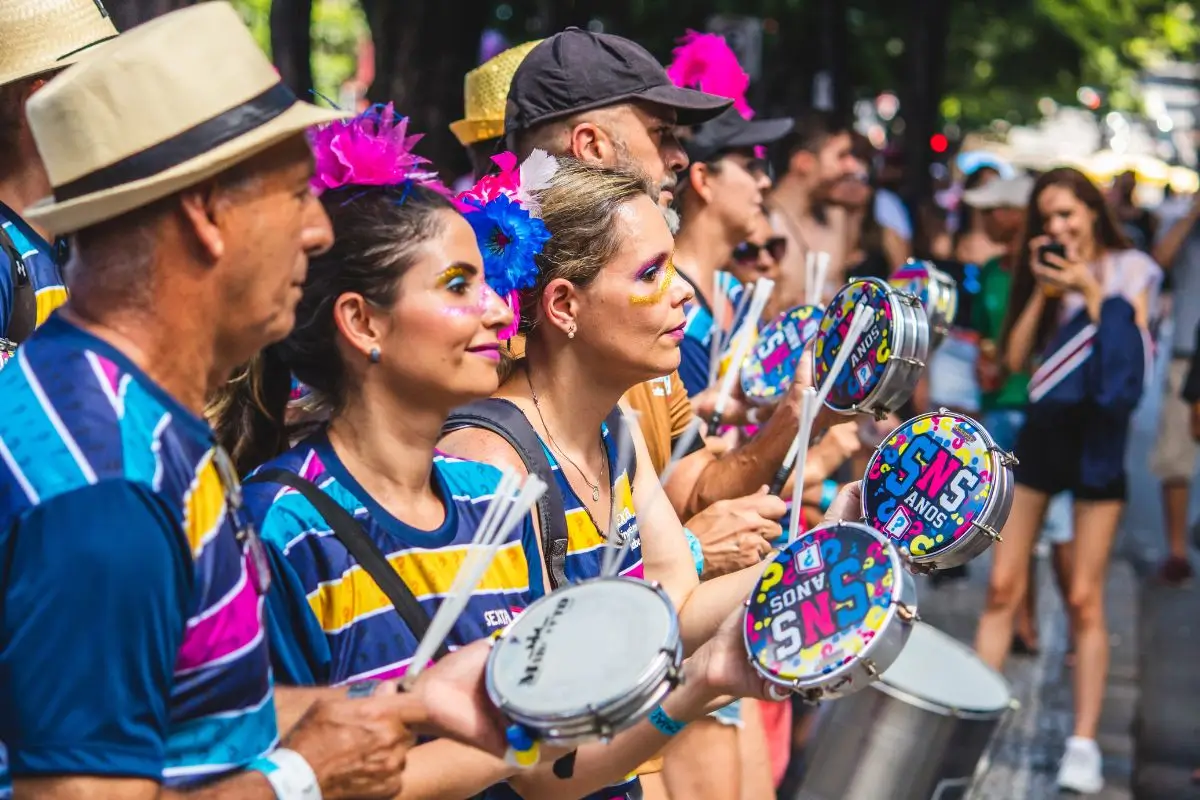 Tudo sobre o Samba Brasileiro: Ritmo e Alma do Brasil