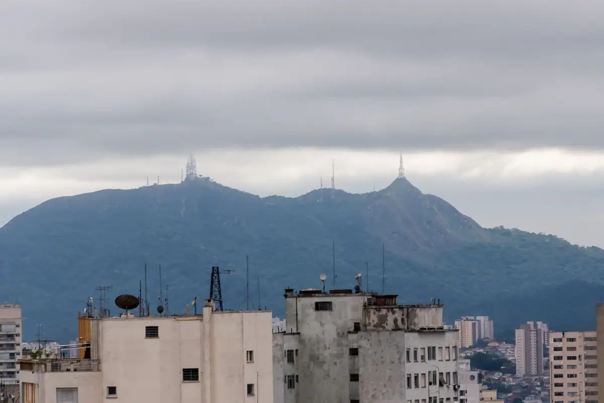 pico do jaraguá onde fica altitude