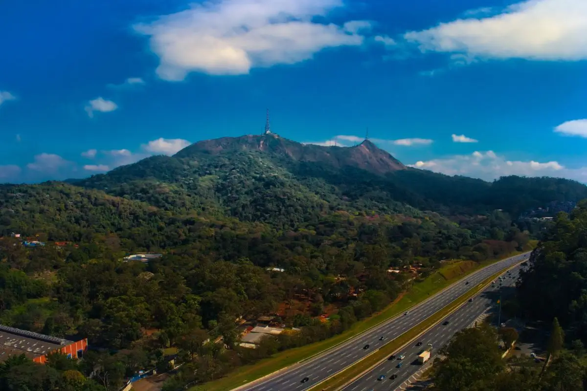 pico do jaraguá onde fica altitude