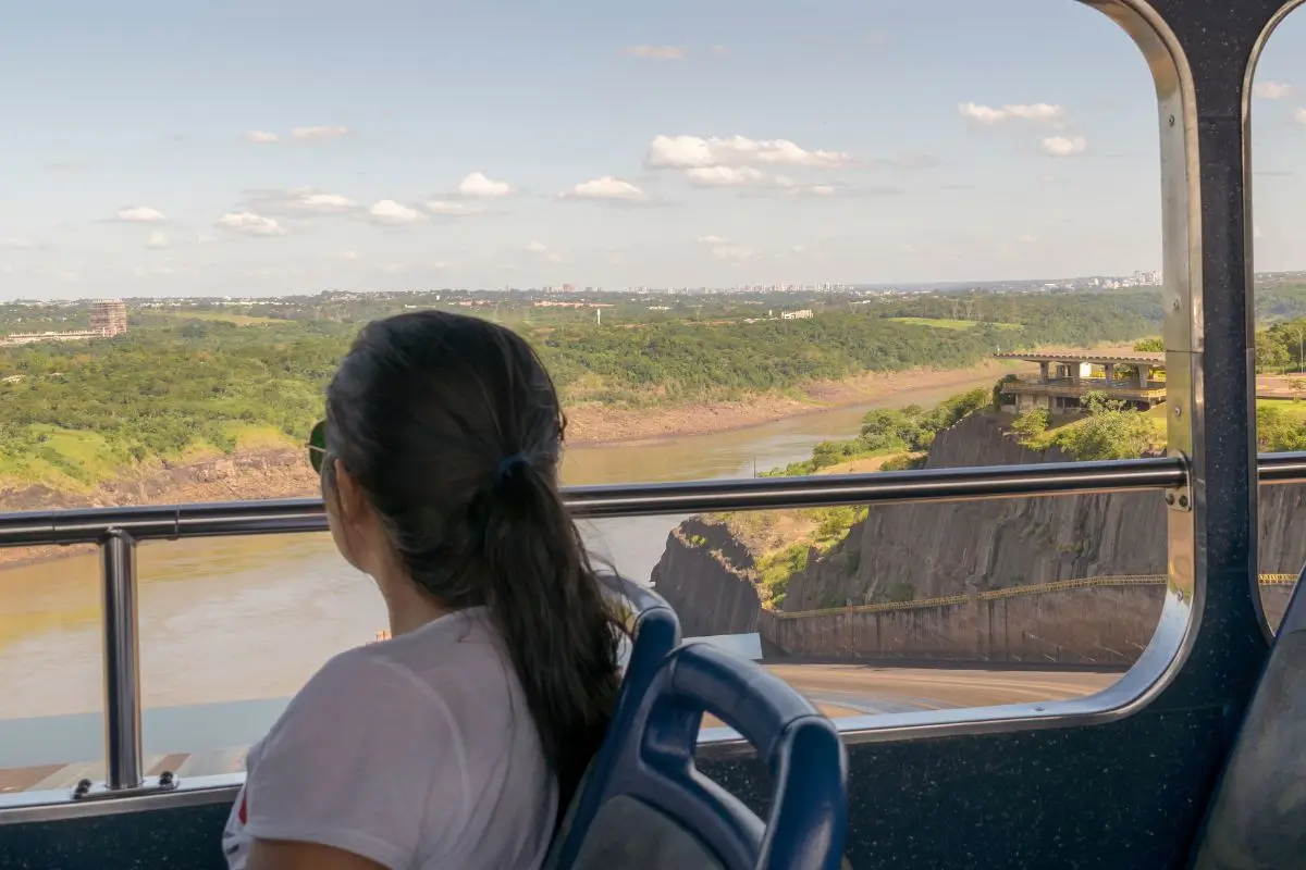 viagens sustentáveis: viagem de ônibus rodoviário