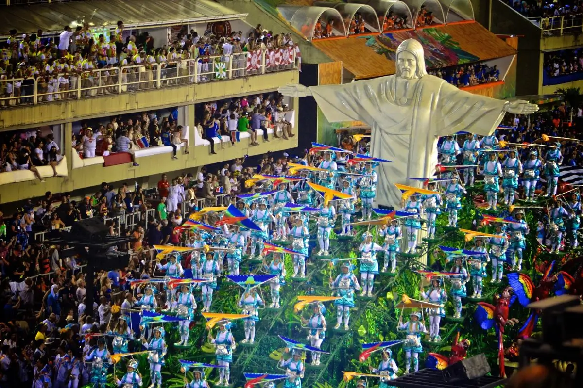 enredo escola de samba carnaval 2025 rio de janeiro