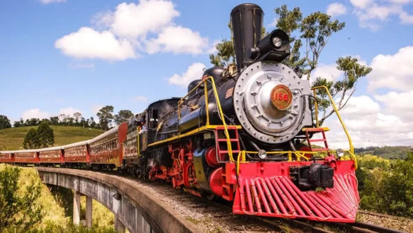 Conheça o Passeio de Trem Maria Fumaça Gramado pela Serra Gaúcha