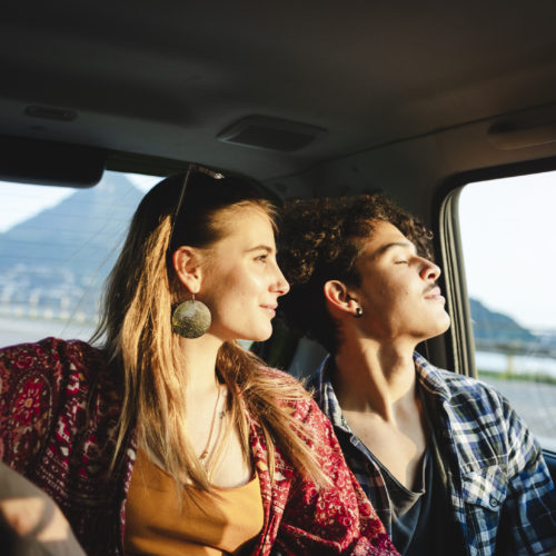 5 cose da evitare durante un viaggio in auto